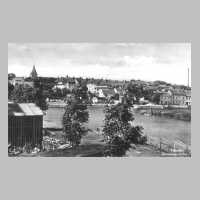 105-0022 Postkarte von Tapiau. Blick ueber den Fluss auf die Stadt.jpg